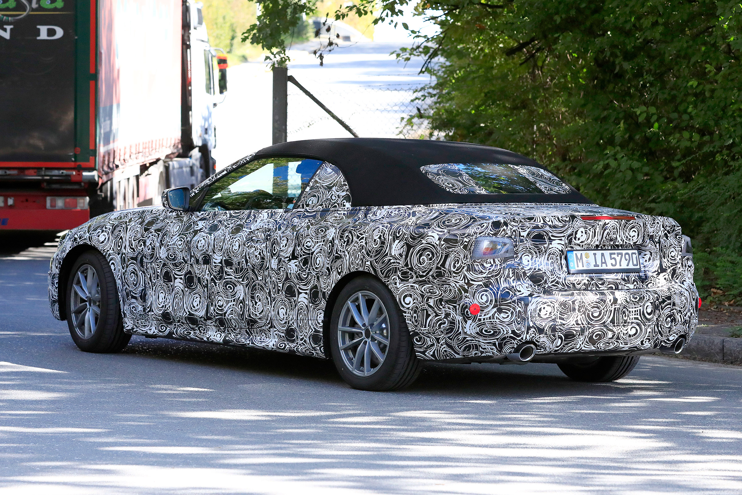 BMW 4-series spy (2019) - rear quarter