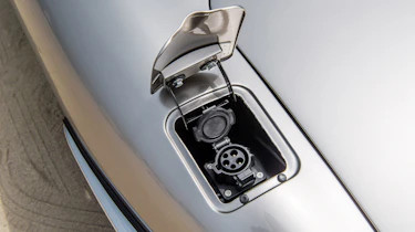 Jaguar e-type Zero drive - pipe