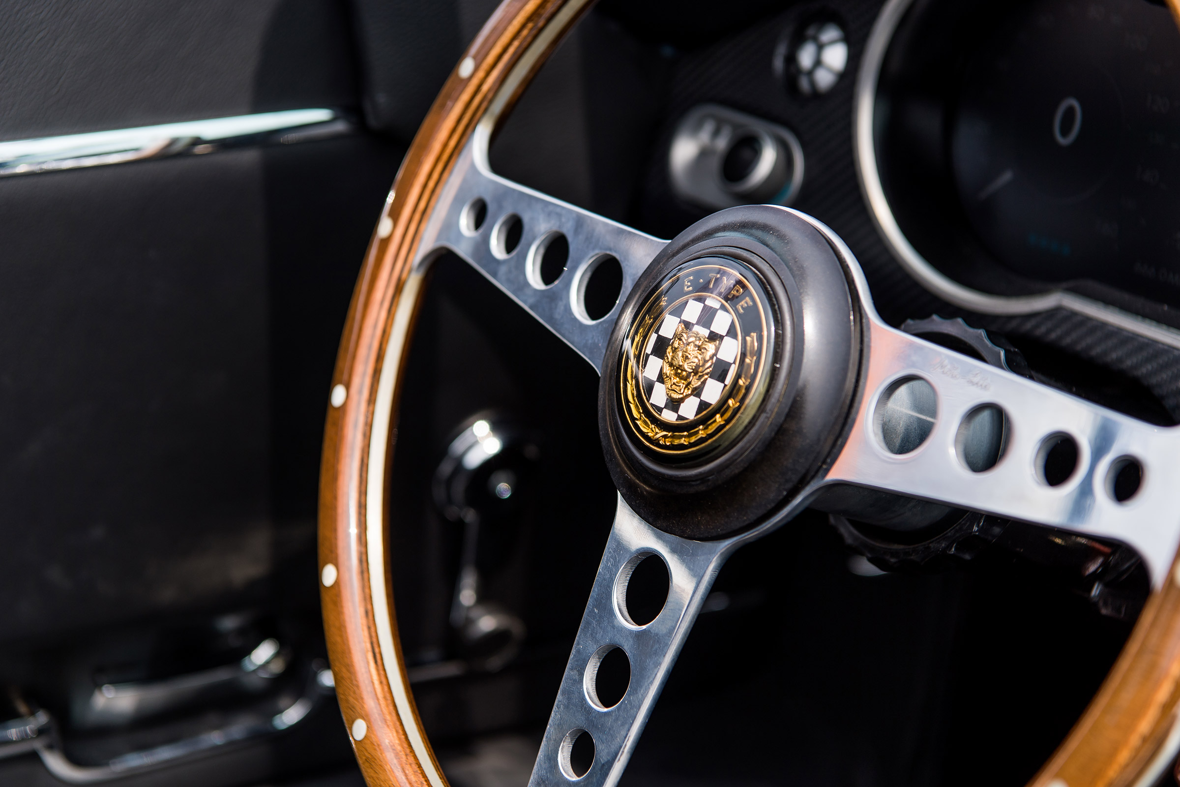 Jaguar e-type Zero drive - wheel