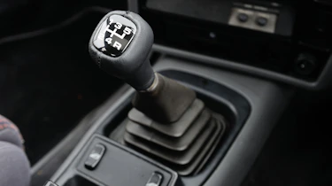 Ford Sierra RS500 Cosworth - Gear stick