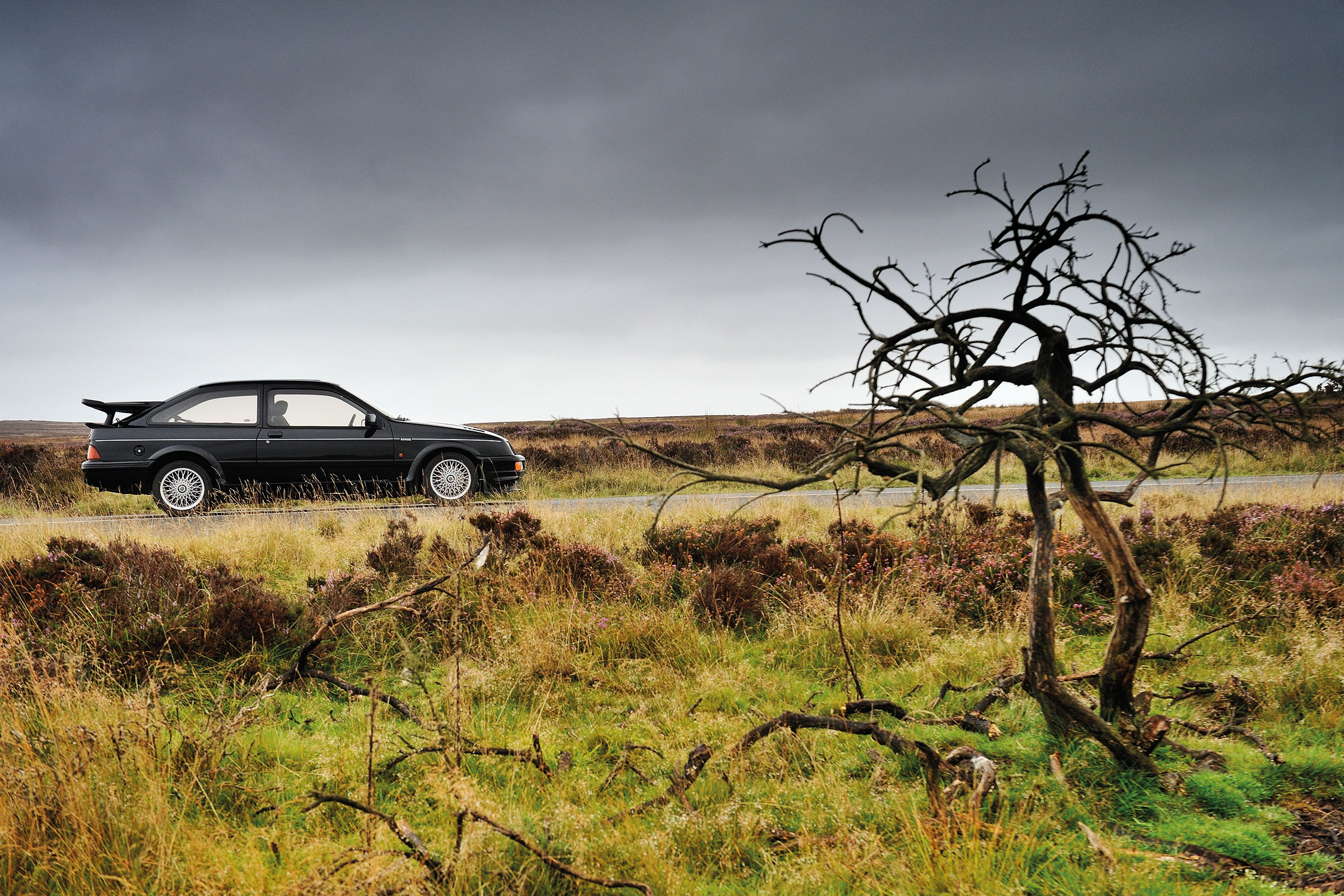 Ford Sierra RS500 Cosworth - Side