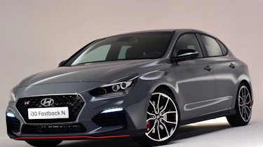 Hyundai i30 Fastback N - front quarter