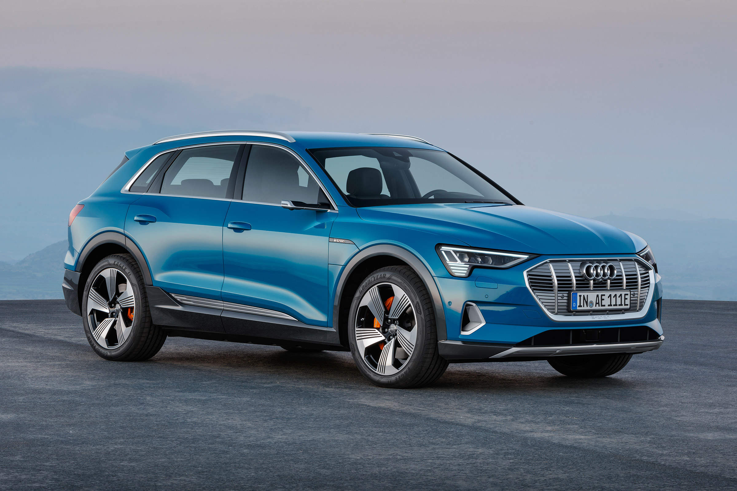 Audi e-Tron - static