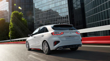Kia Ceed GT revealed - 2018 rear quarter