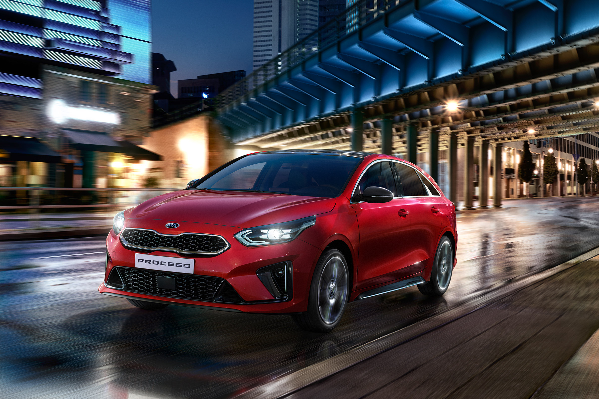 Kia Proceed - front quarter
