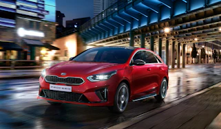 Kia Proceed - front quarter