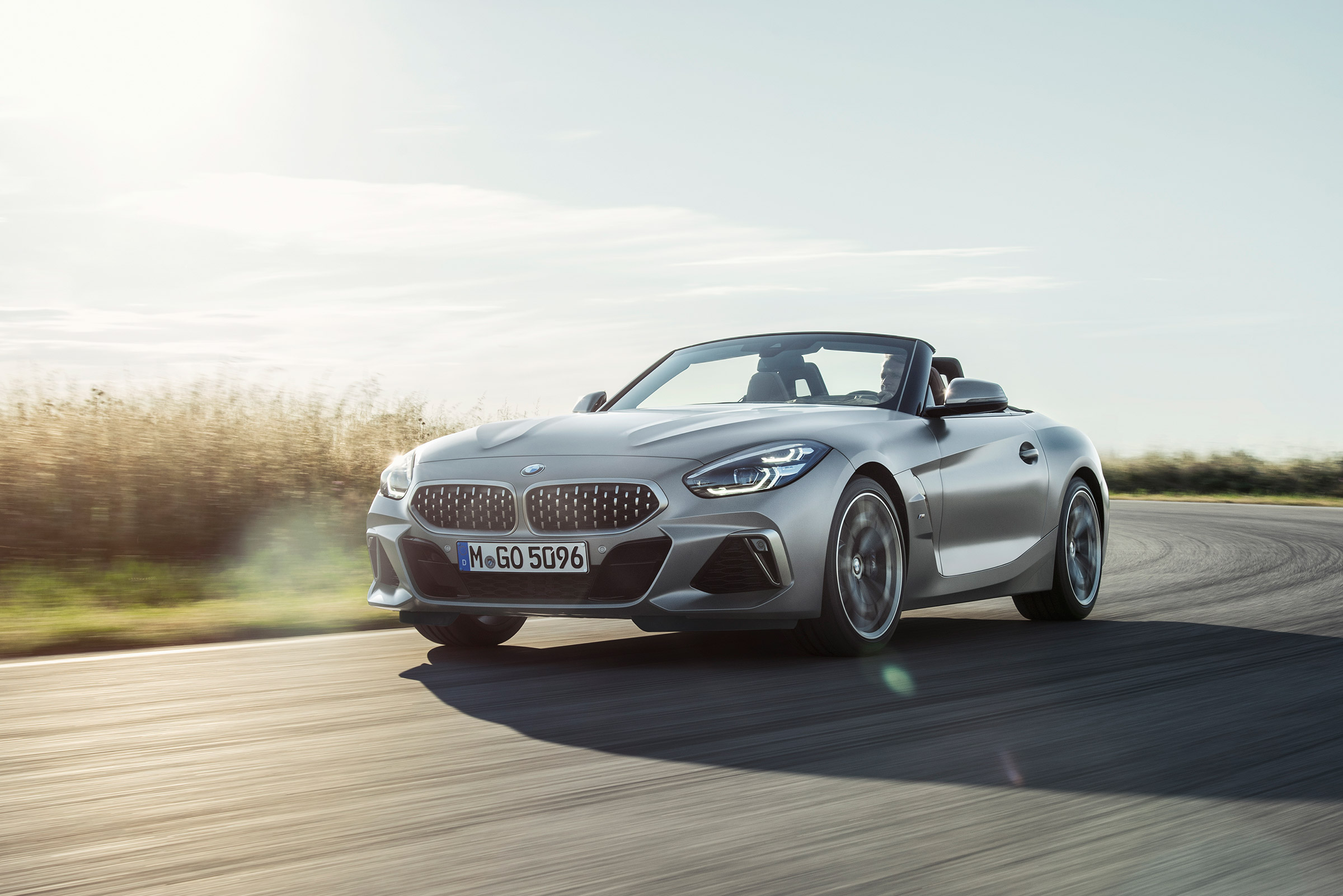 BMW Z4 M40i silver - front