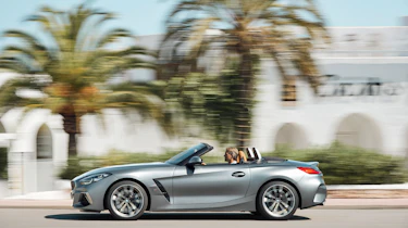 BMW Z4 M40i silver - side