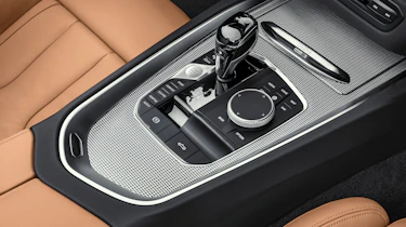 BMW Z4 M40i silver - console