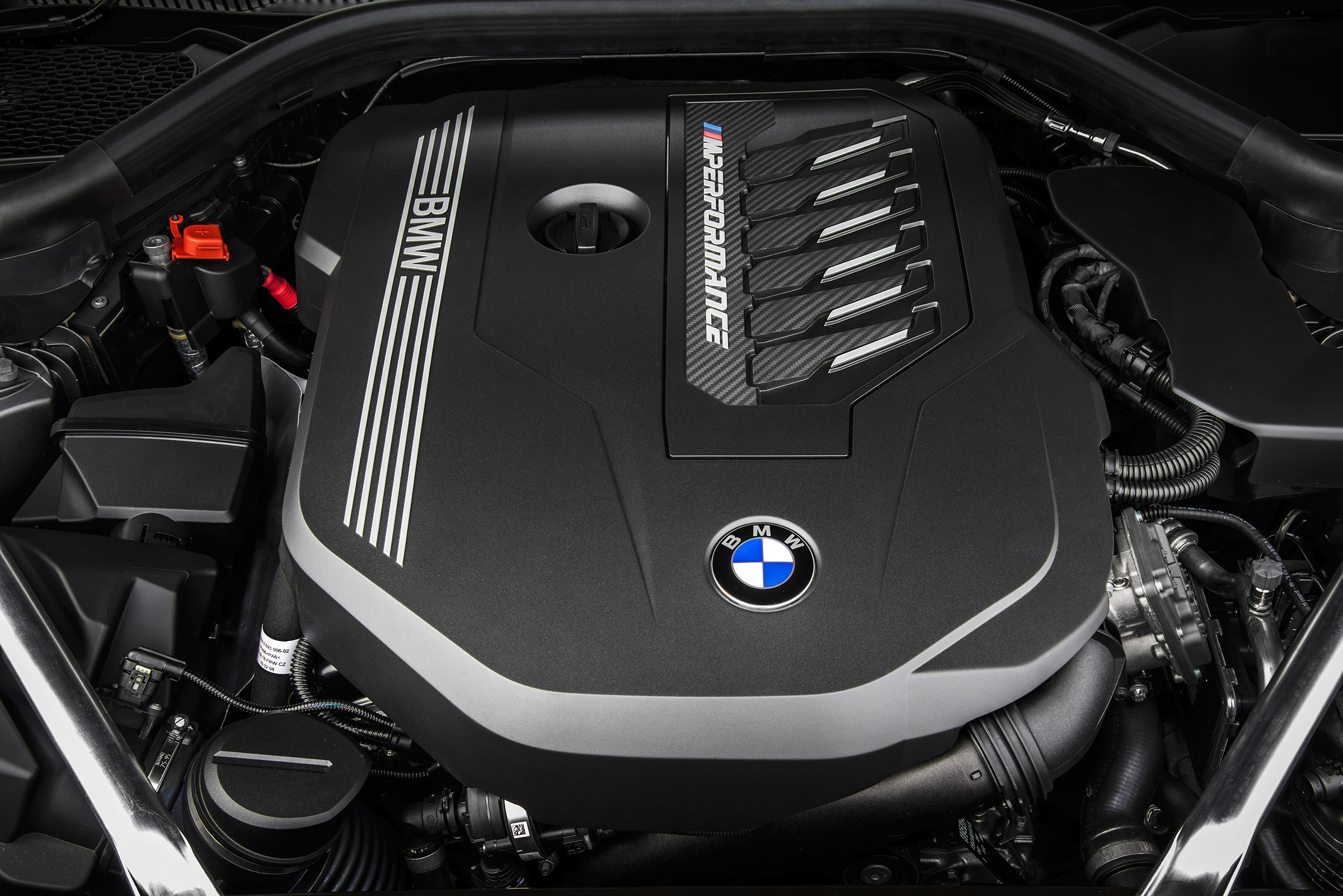 BMW Z4 M40i silver - engine