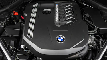 BMW Z4 M40i silver - engine