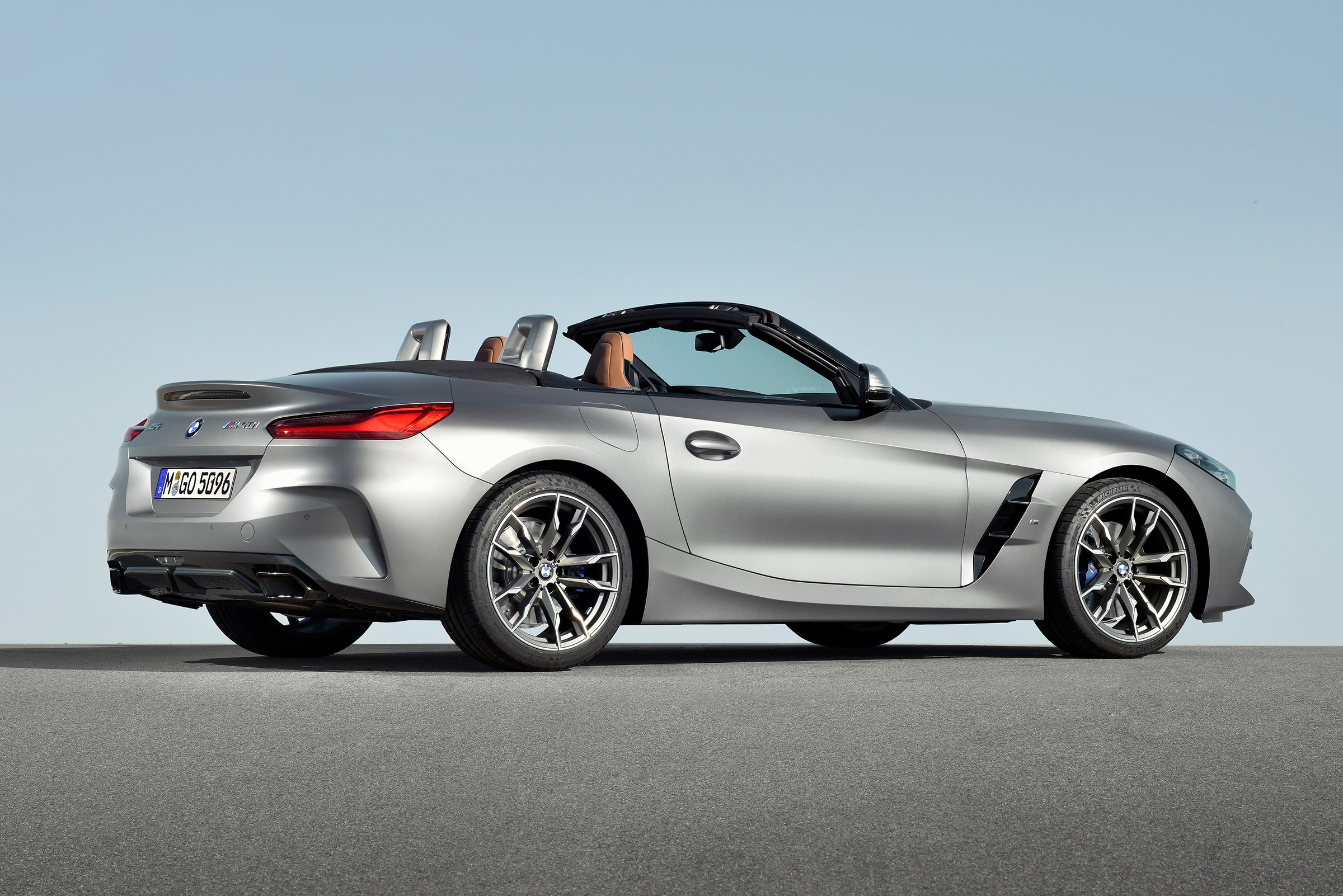 BMW Z4 M40i silver - side