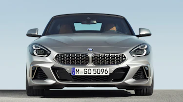 BMW Z4 M40i silver - nose roof up