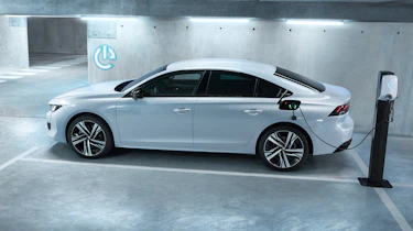 Peugeot 508 Hybrid -