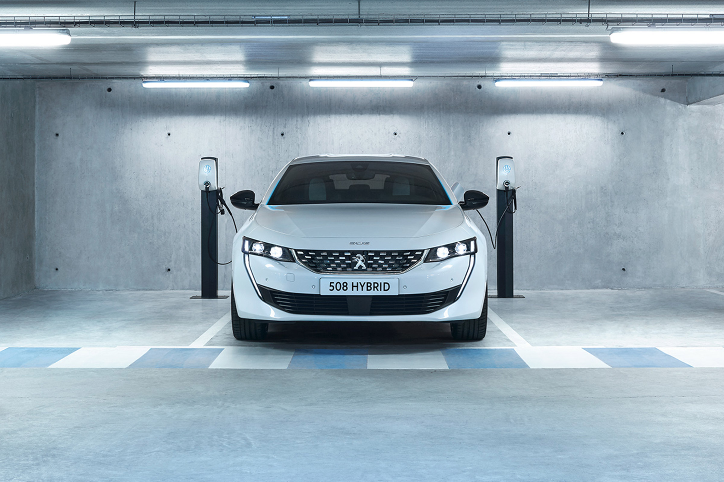 Peugeot 508 Hybrid - 