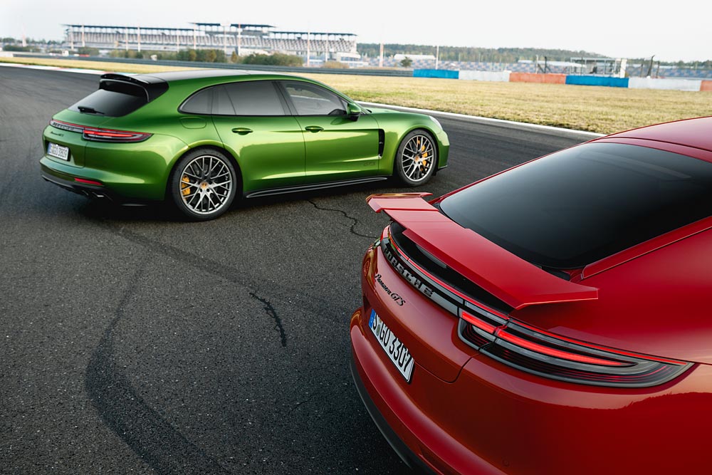 2018 Porsche Panamera GTS 