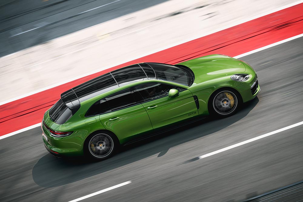 2018 Porsche Panamera GTS 