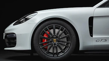 2018 Porsche Panamera GTS