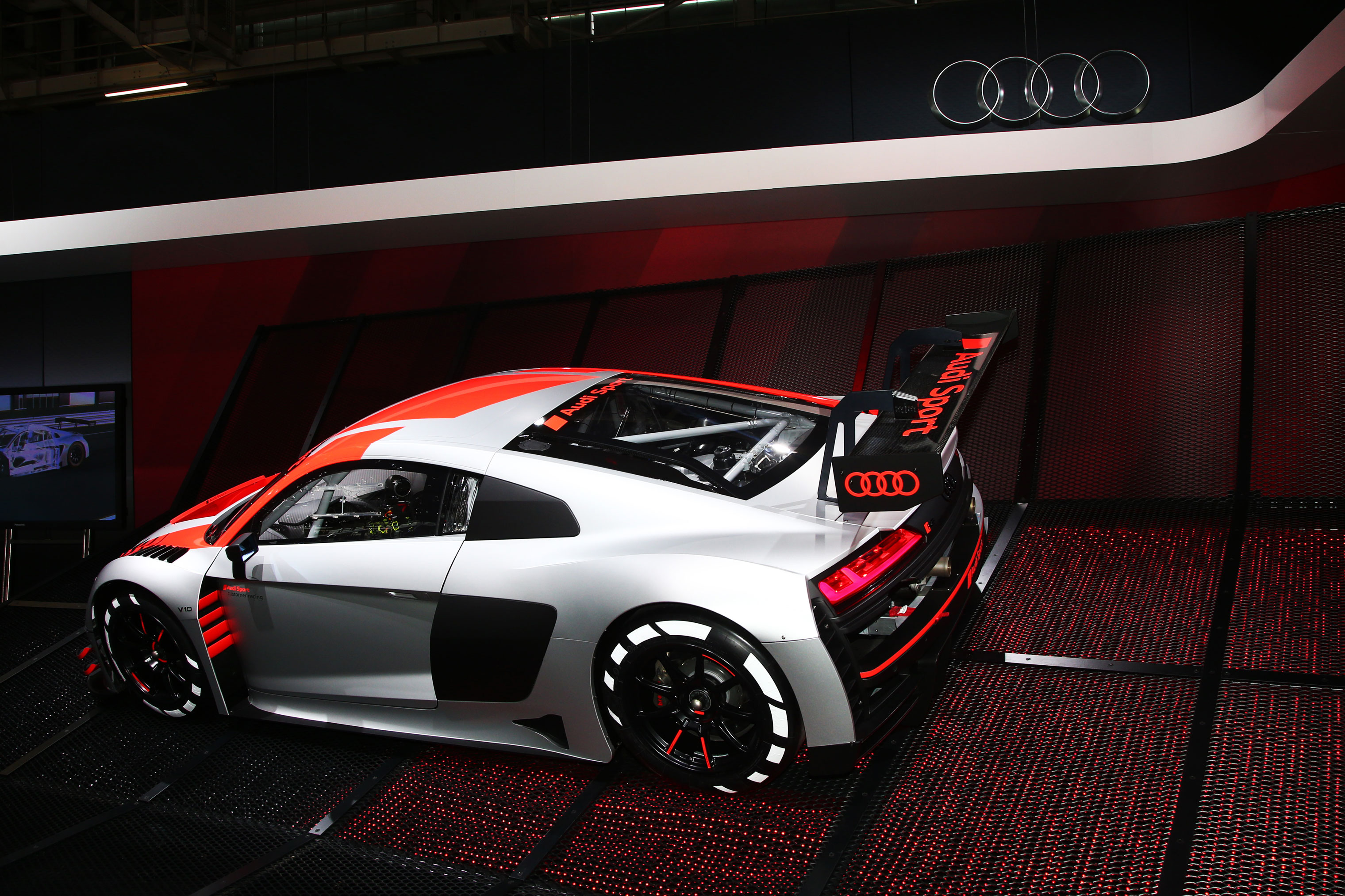 Audi R8 LMS GT3 - rear