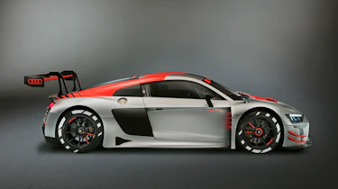 Audi 2018 R8 LMS front quarter - profile