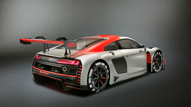 Audi 2018 R8 LMS front quarter - rear quarter