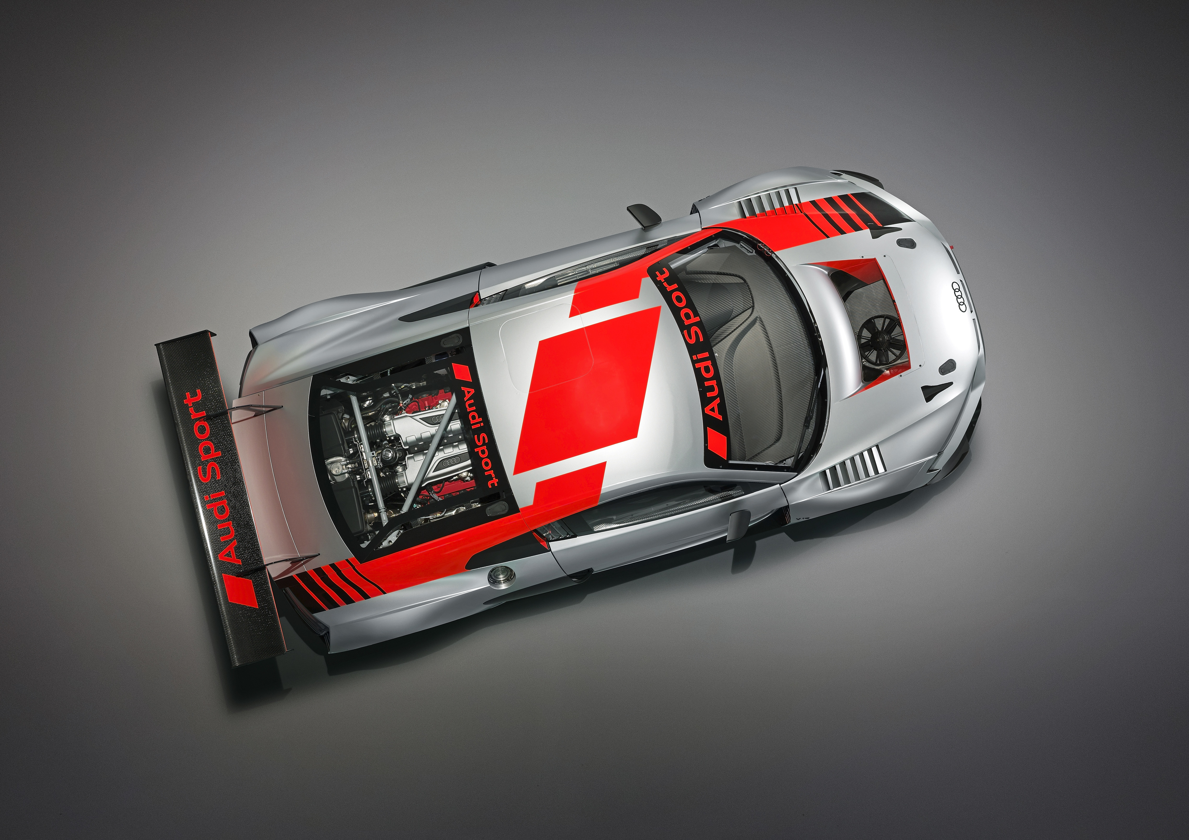 Audi 2018 R8 LMS front quarter - otp