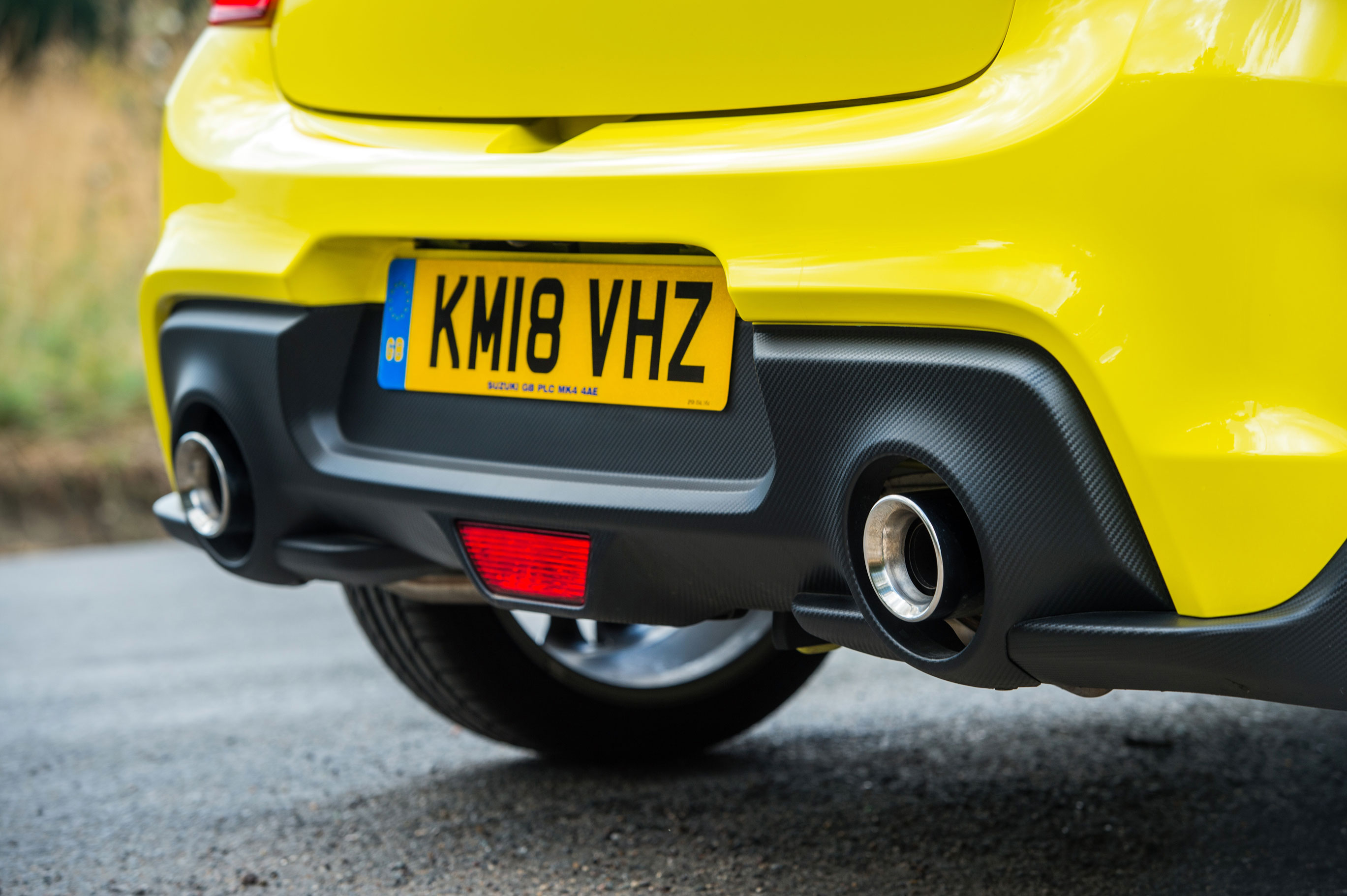 Suzuki Swift Sport - exhausts