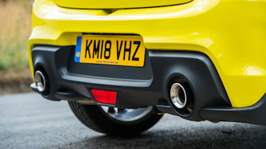 Suzuki Swift Sport - exhausts