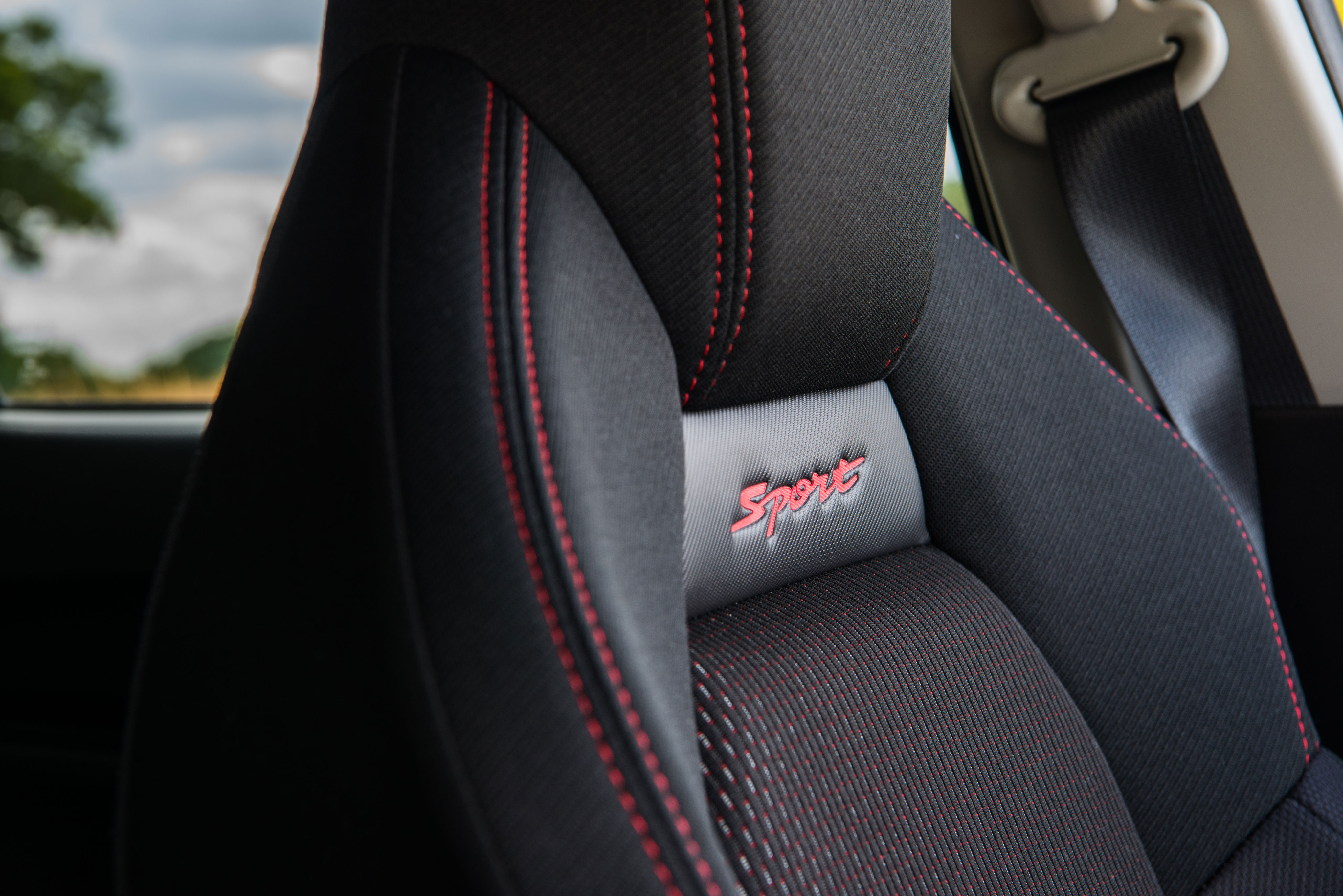 Suzuki Swift Sport - seats