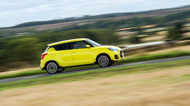 Suzuki Swift Sport - side