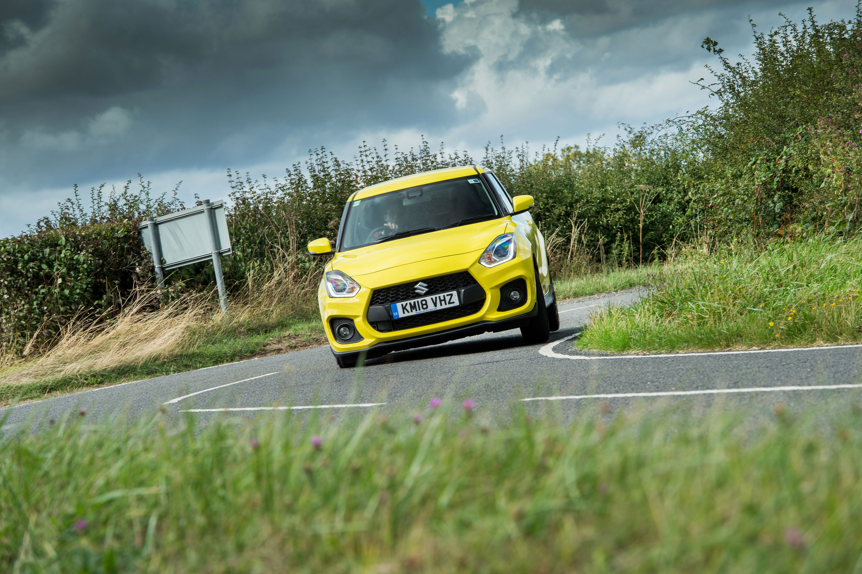 Suzuki Swift Sport - front