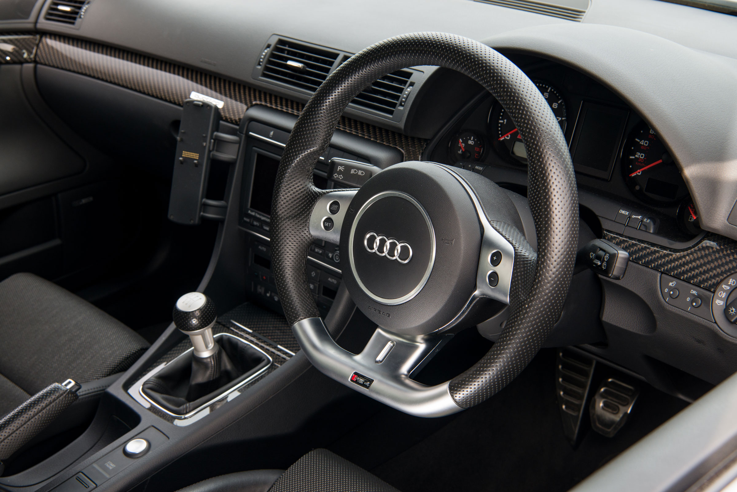 Audi RS4 Avant (B7) – interior