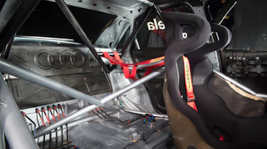 Audi A4 Super Tourer - interior