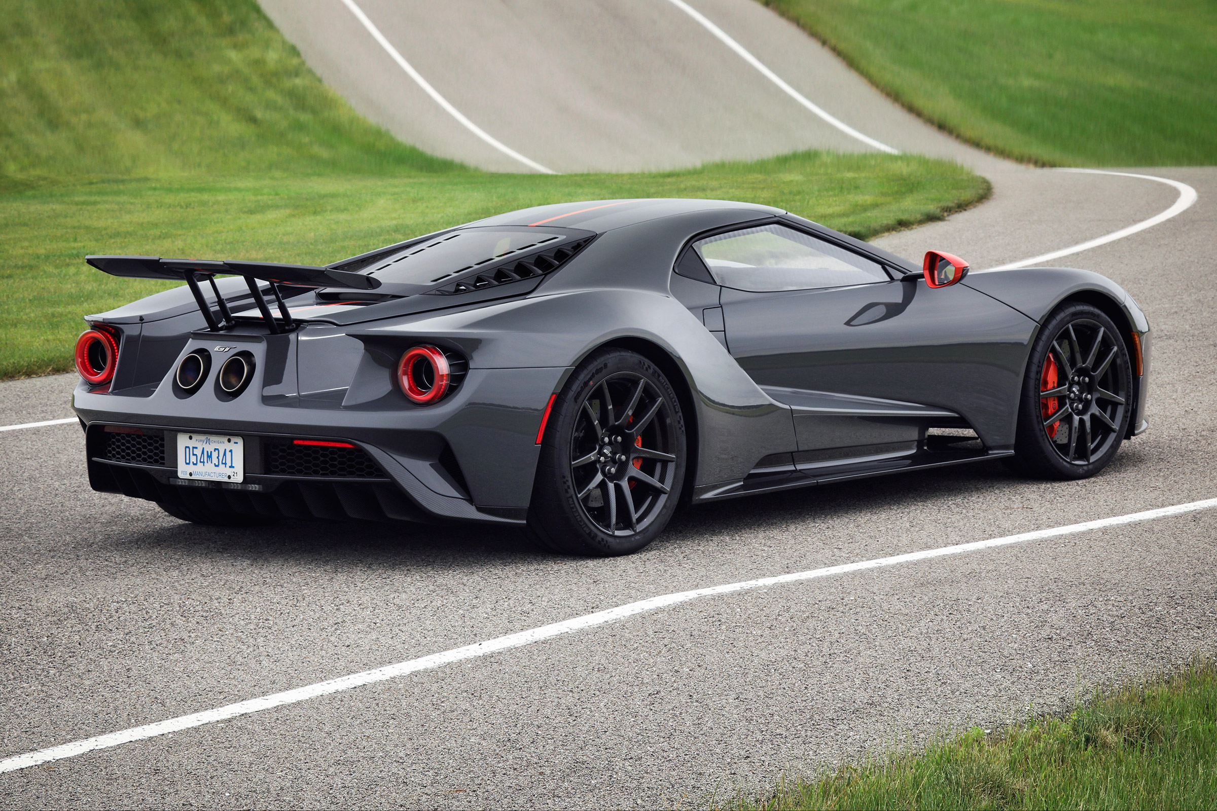 Ford GT Carbon Edition - rear quarter