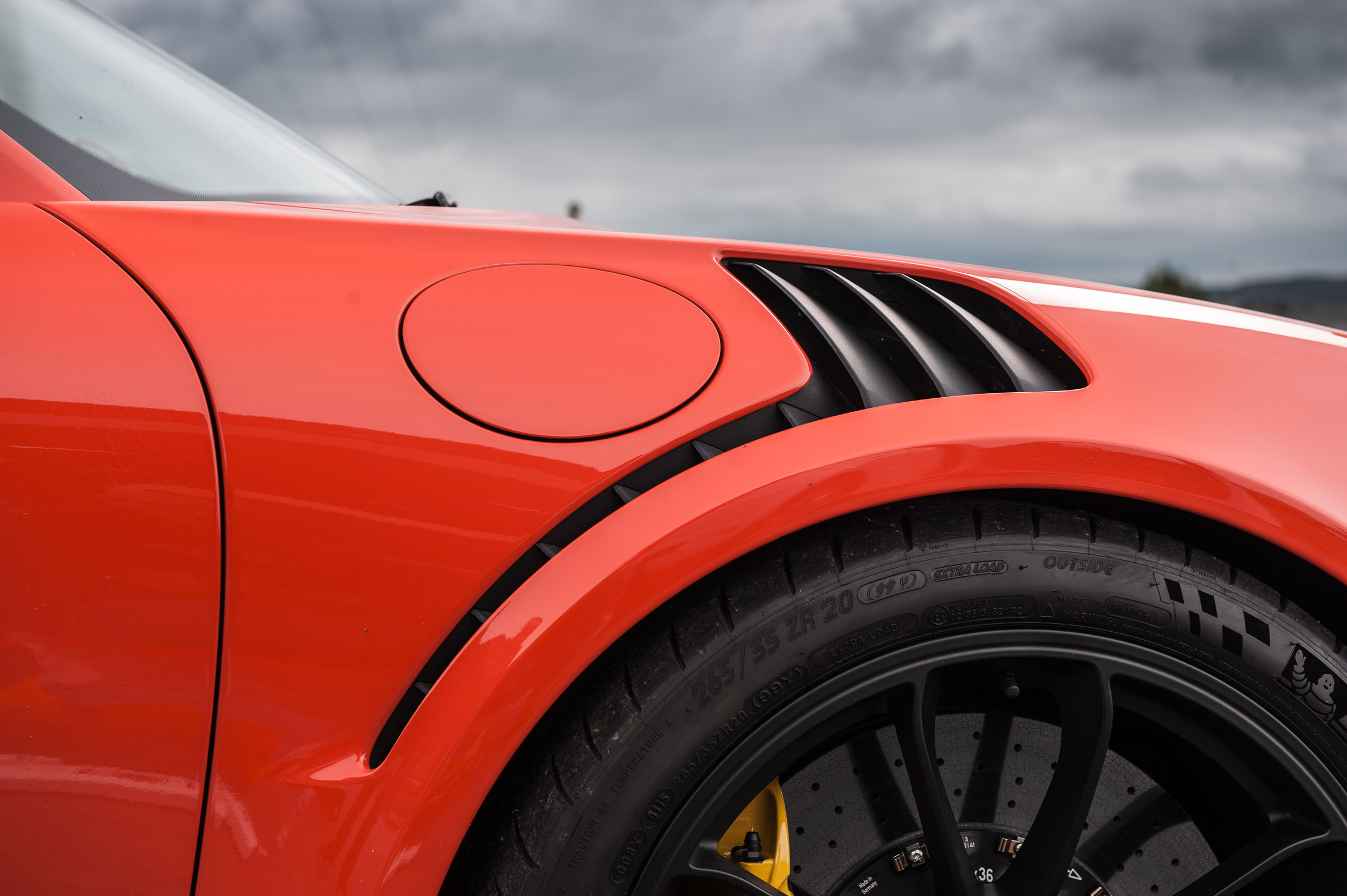 Porsche 911 GT3 RS (991.1)