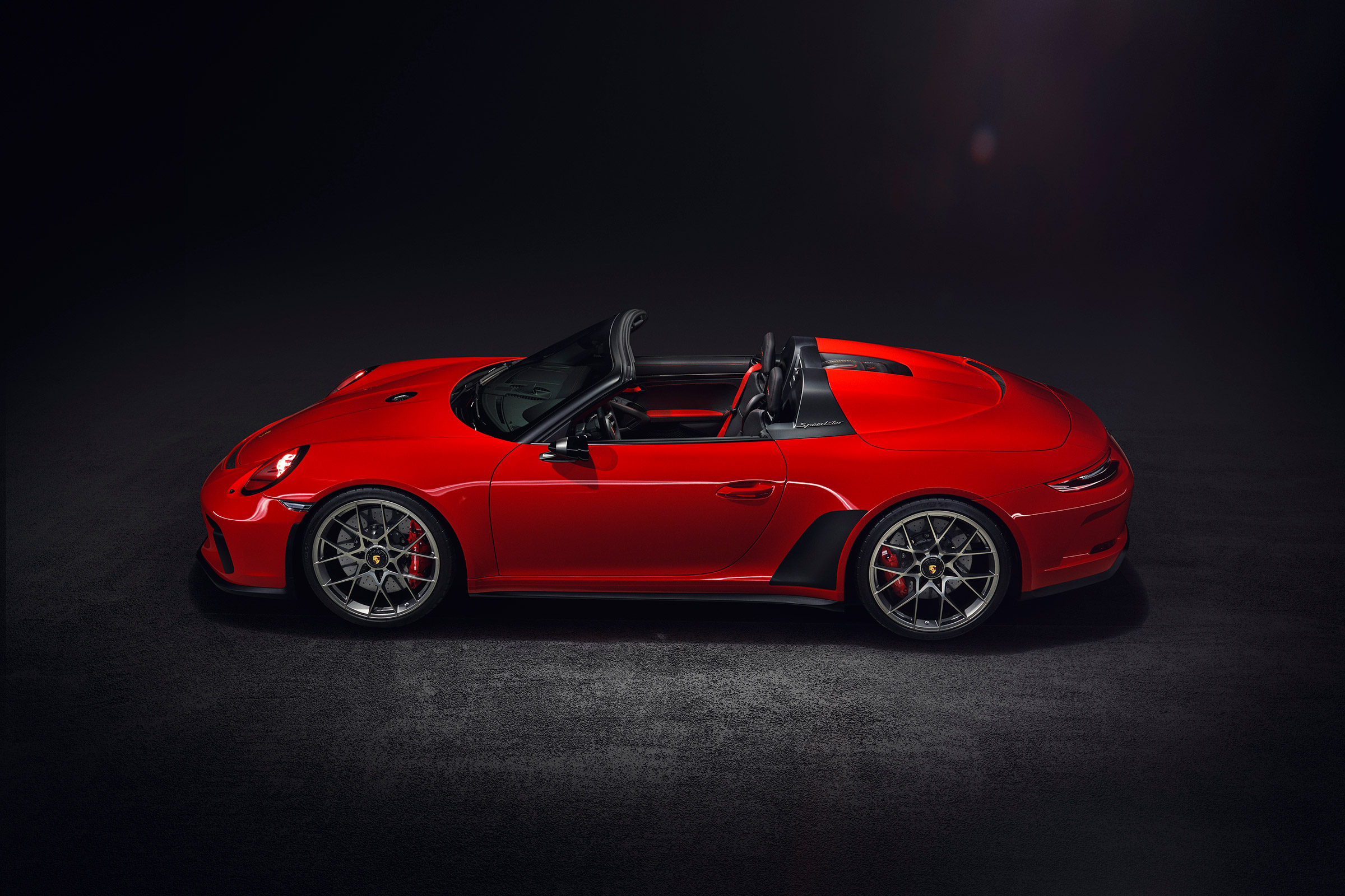 911 speedster production car side