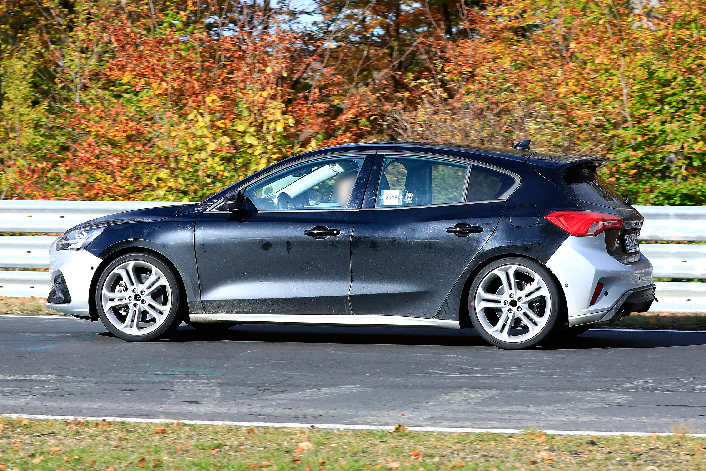 Ford Focus ST spy - side