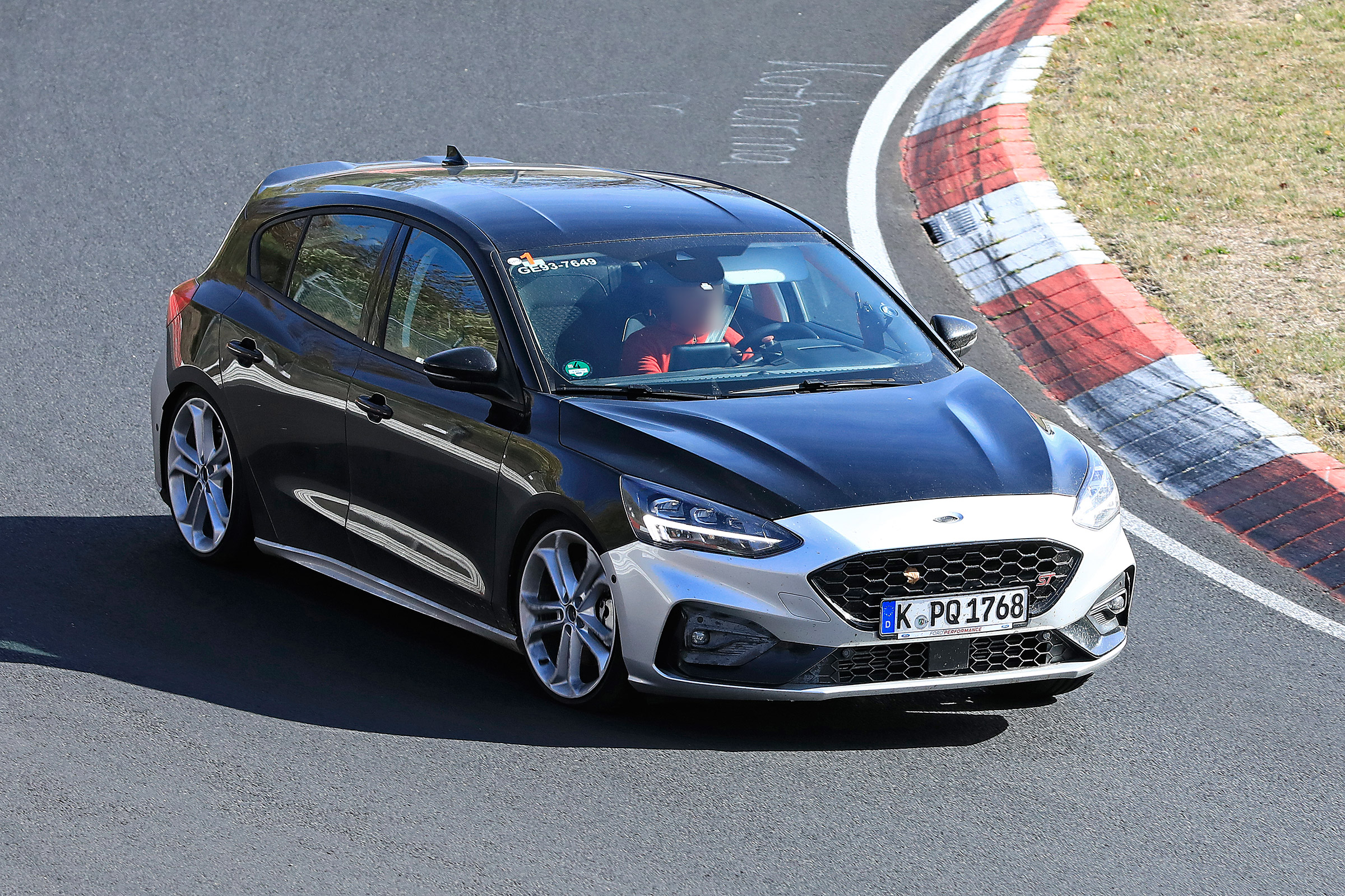 Ford Focus ST spy - front quarter