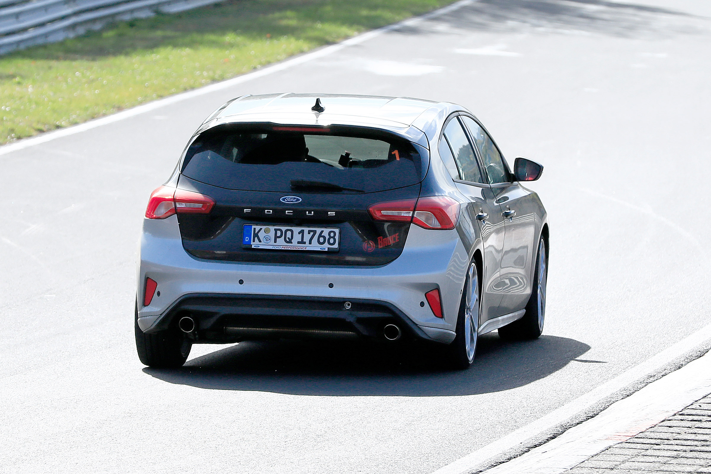Ford Focus ST spy - rear