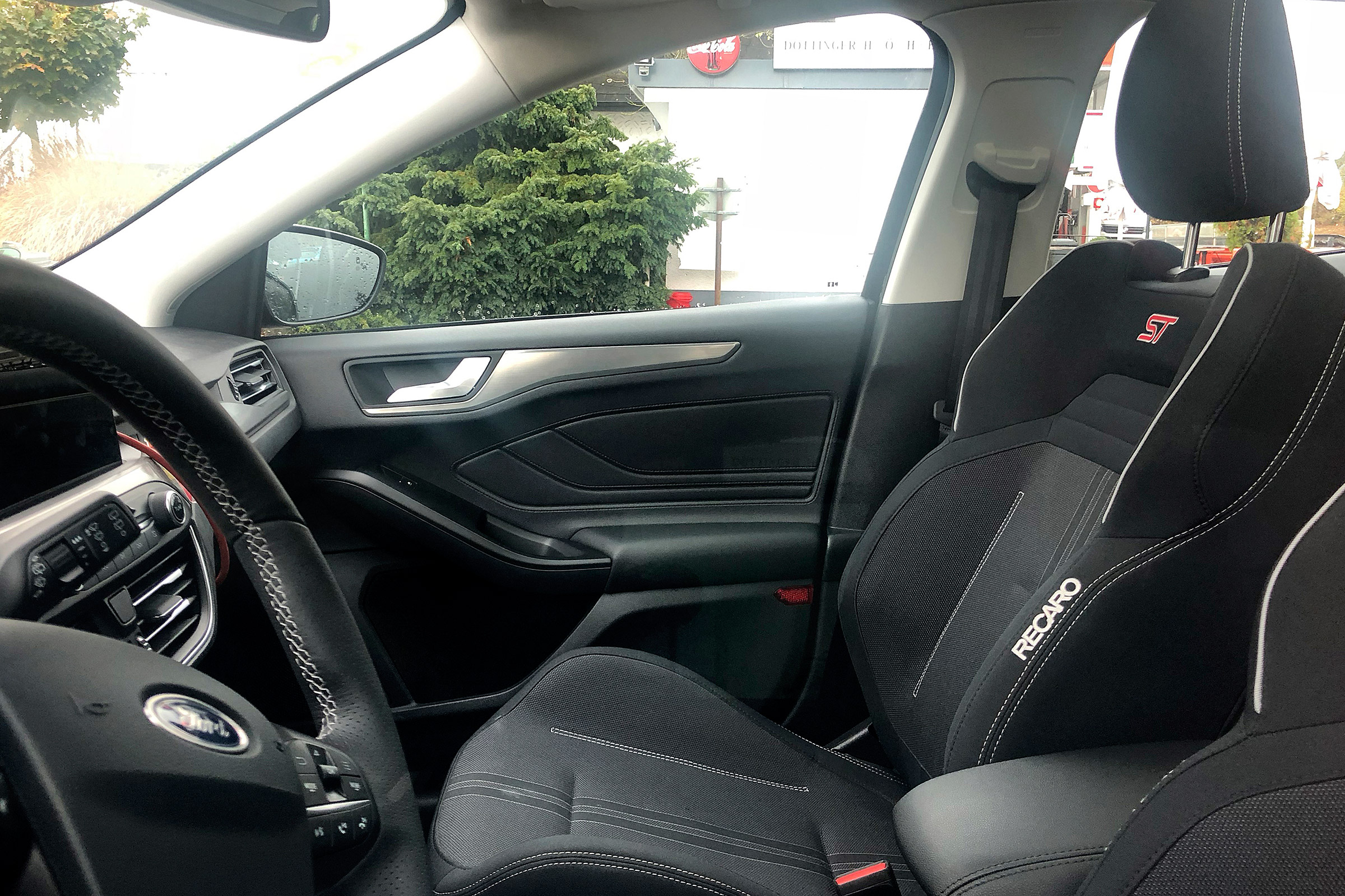Ford Focus ST spy - seats