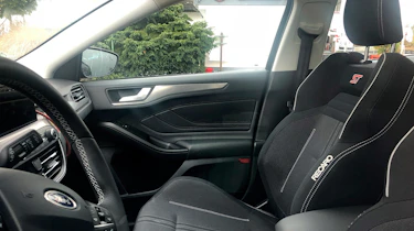 Ford Focus ST spy - seats