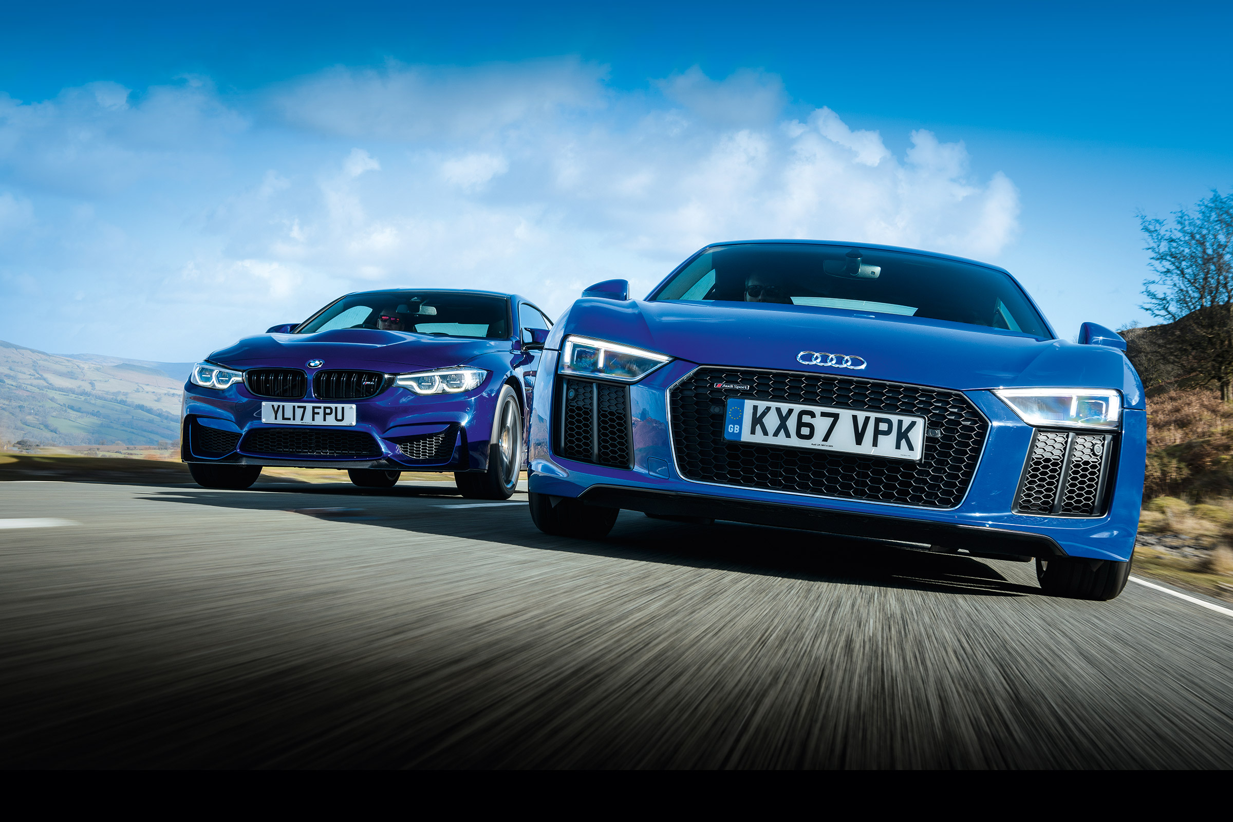 R8 RWS vs M4 CS - header
