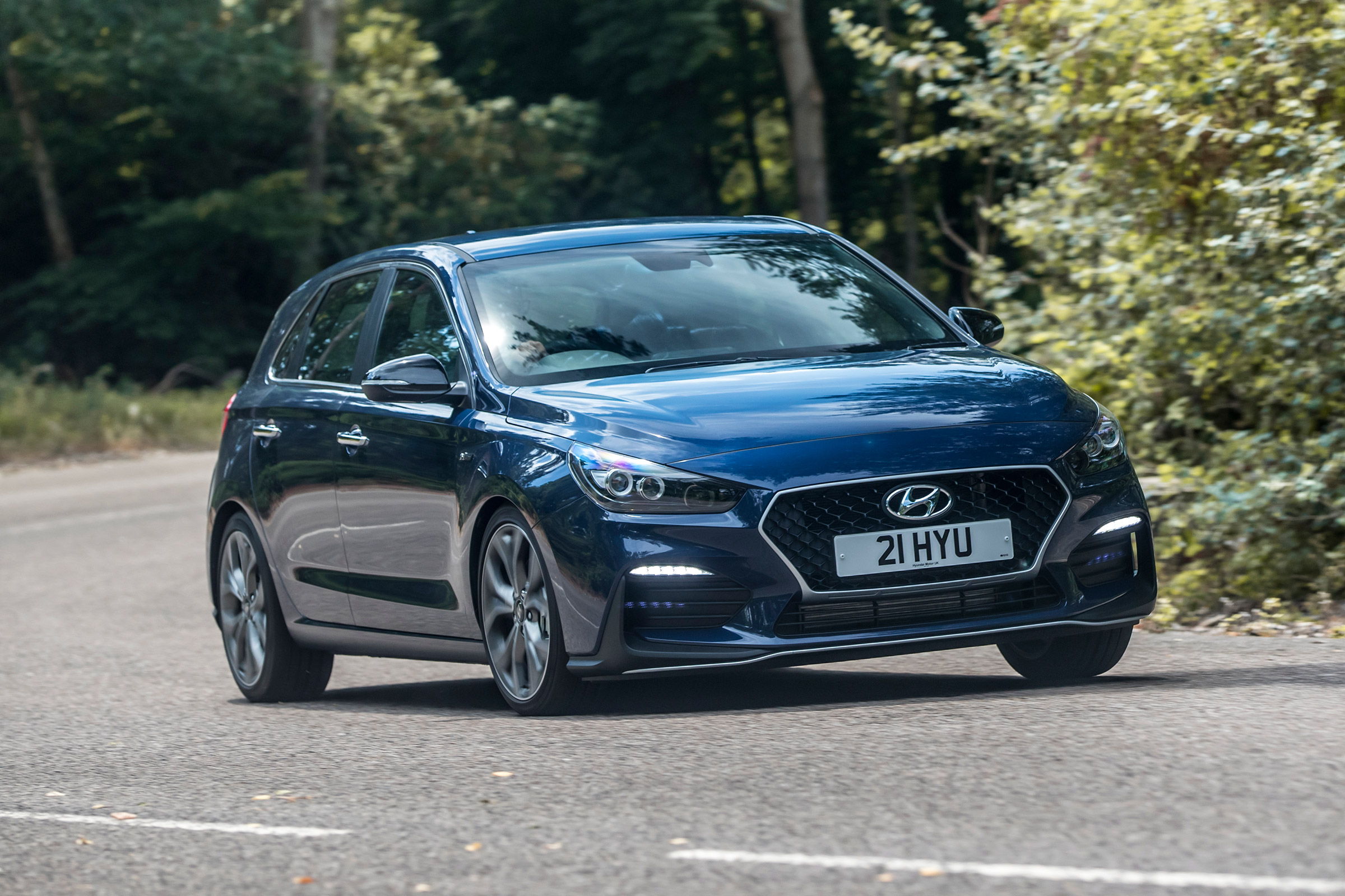 Hyundai i30 N-Line driven - cornering