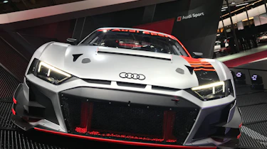 R8 LMS - nose