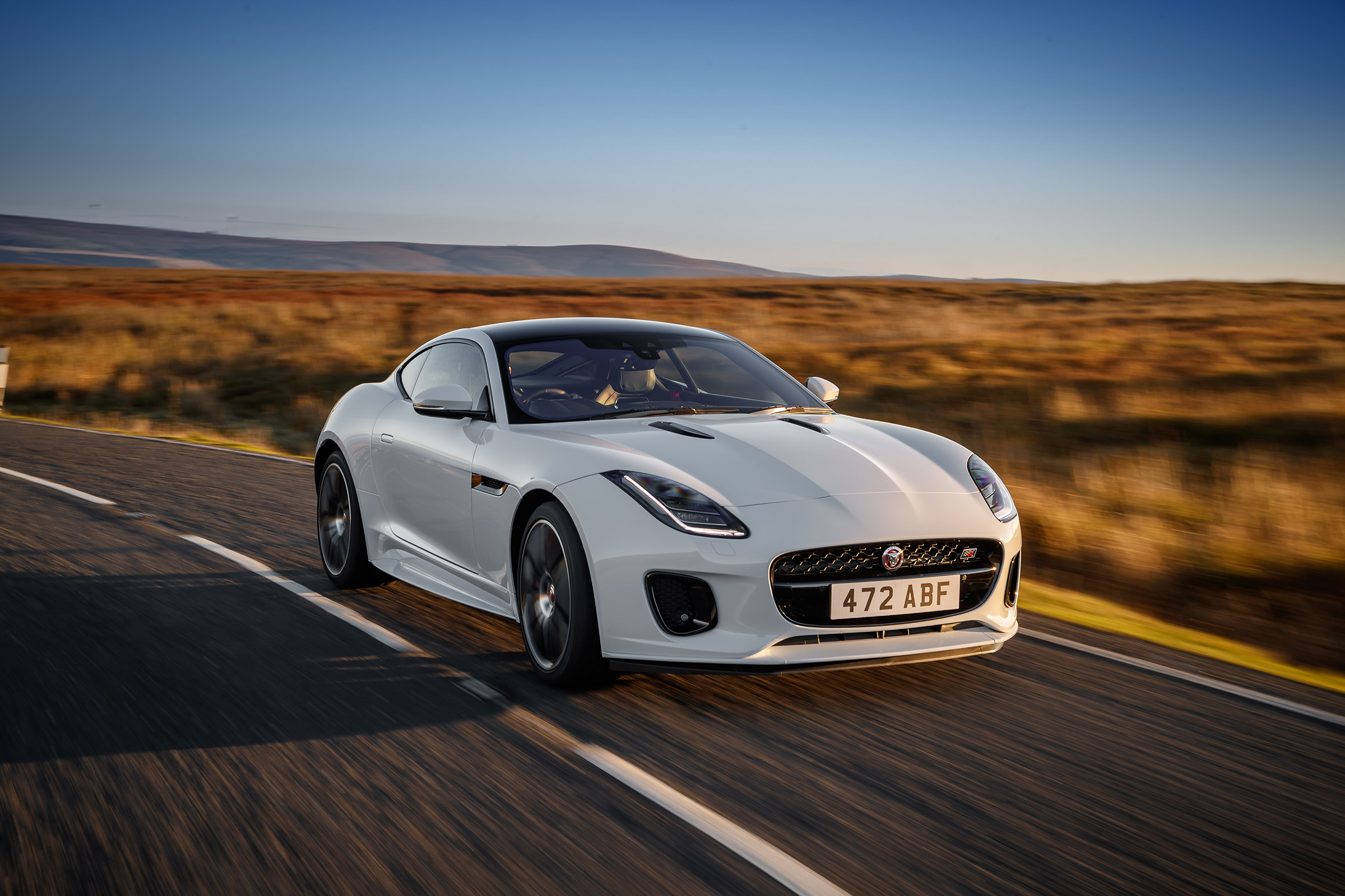 Used Jaguar F-Type – tracking
