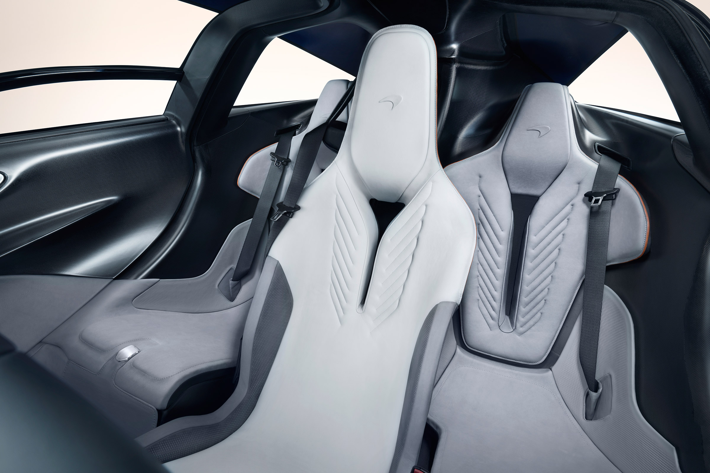 McLaren Speedtail - interior