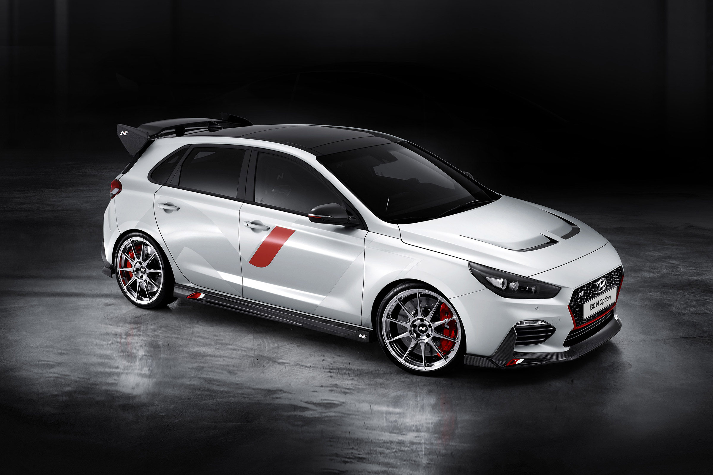 Hyundai i30 N Option Pack - paris front quarter