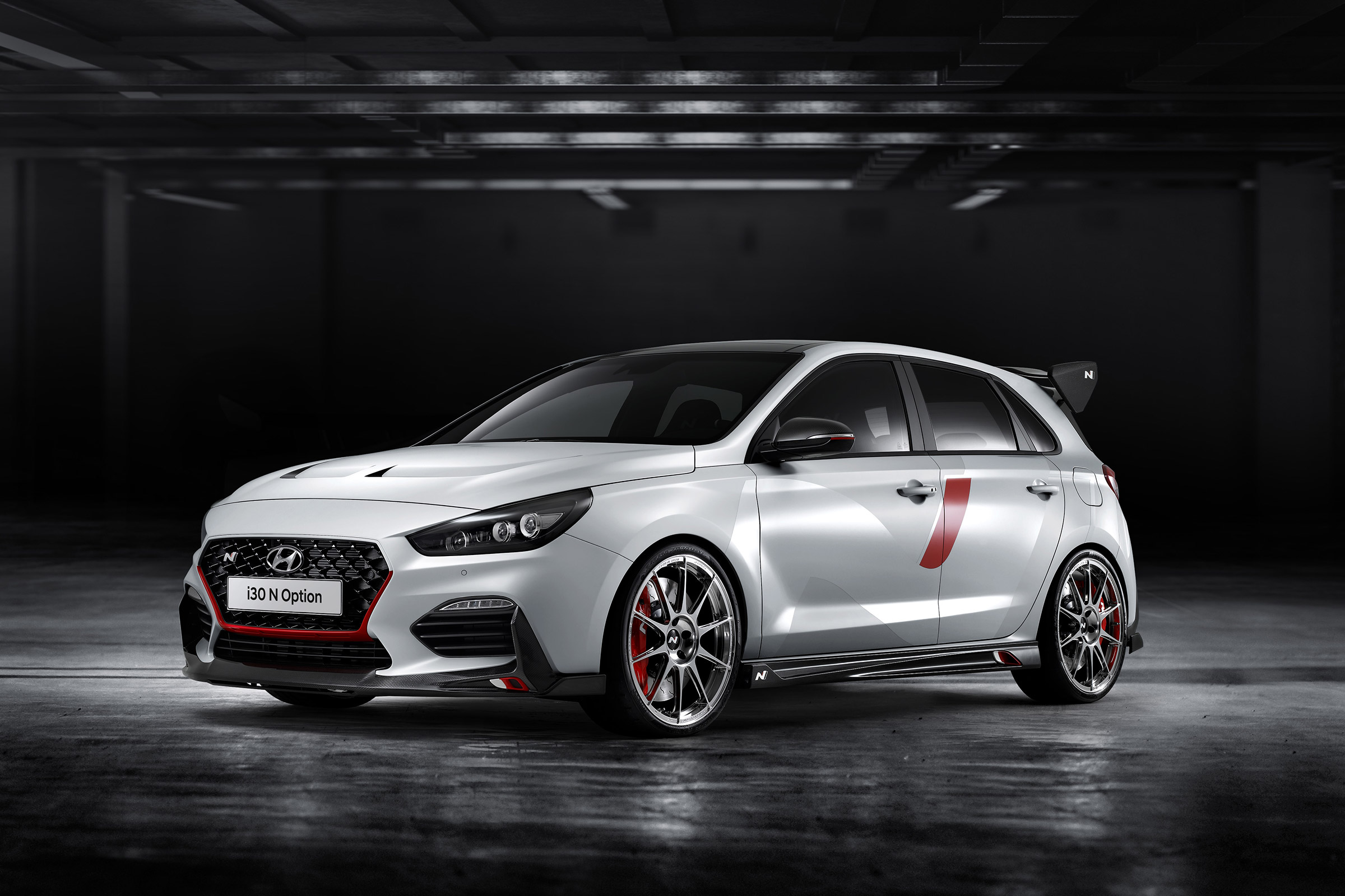 Hyundai i30 N Option Pack - paris front quarter