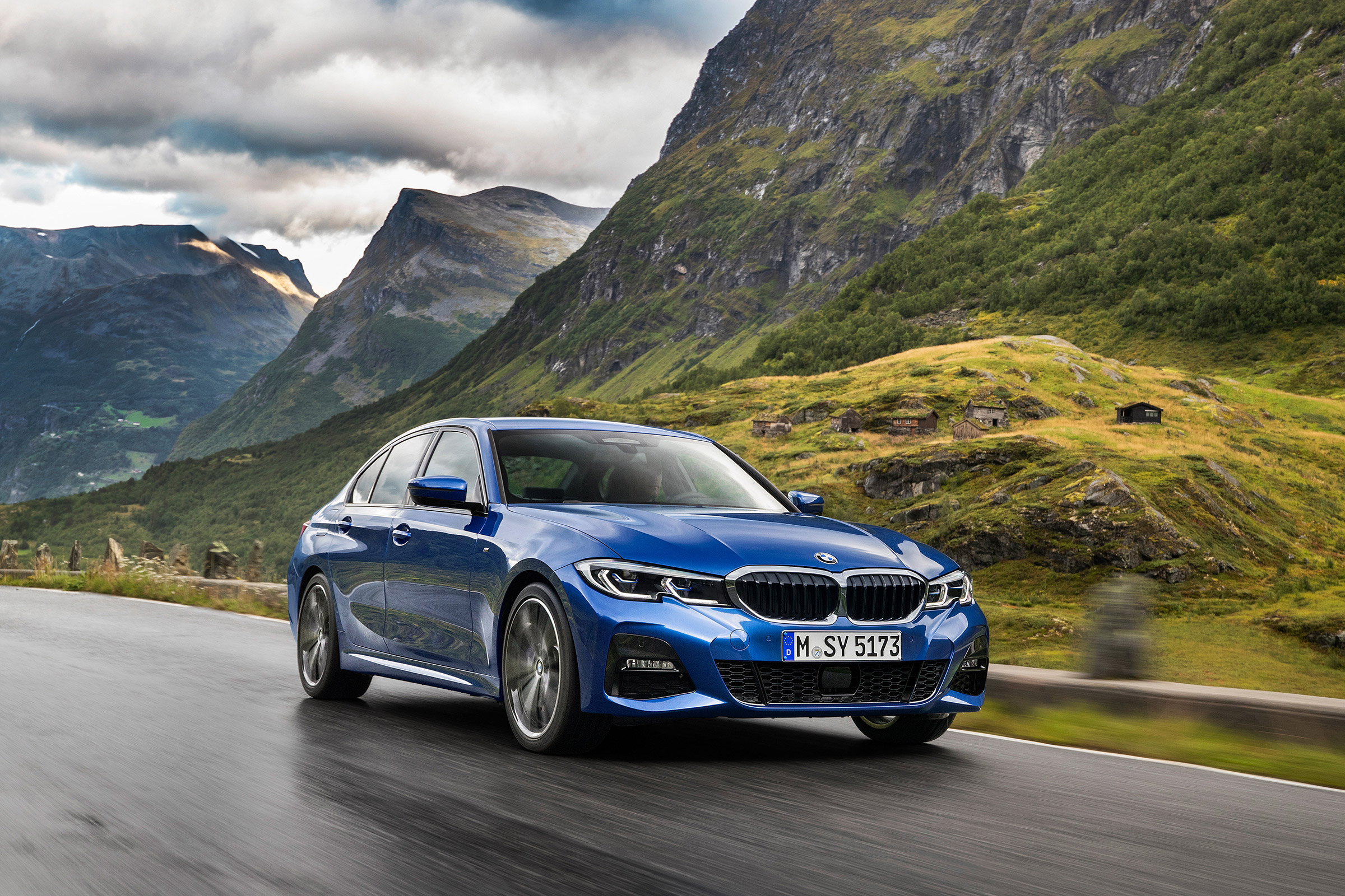BMW 3-series G20 revealed - M Sport front quarter