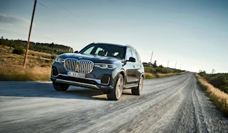 BMW X7 - front